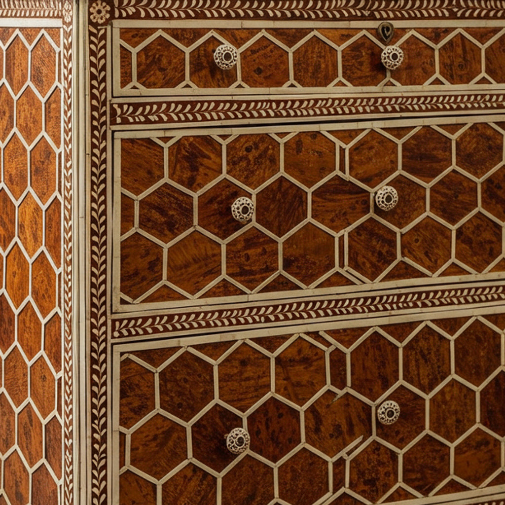 Center detail (auto-generated)