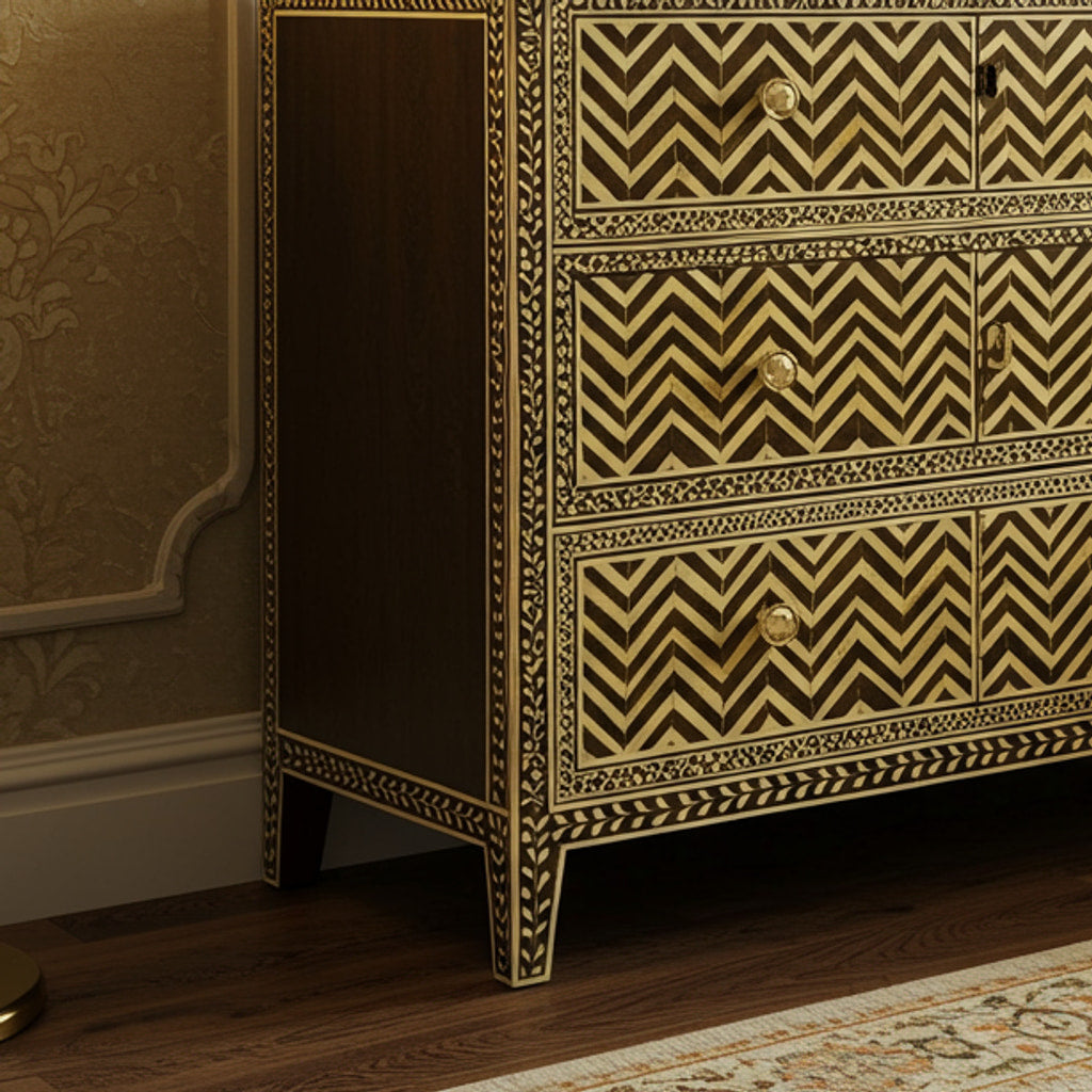 Bottom-left detail (auto-generated)