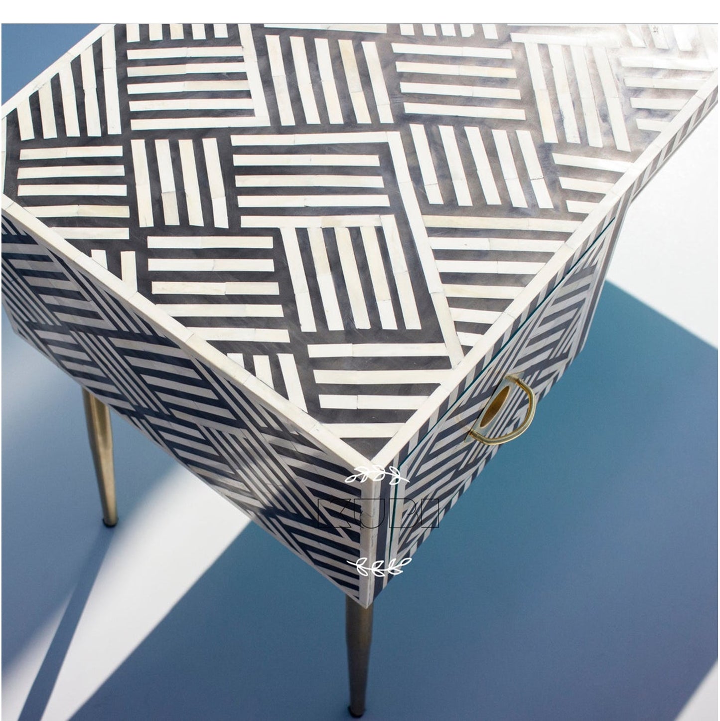Bone Inlay Desk Optical Design