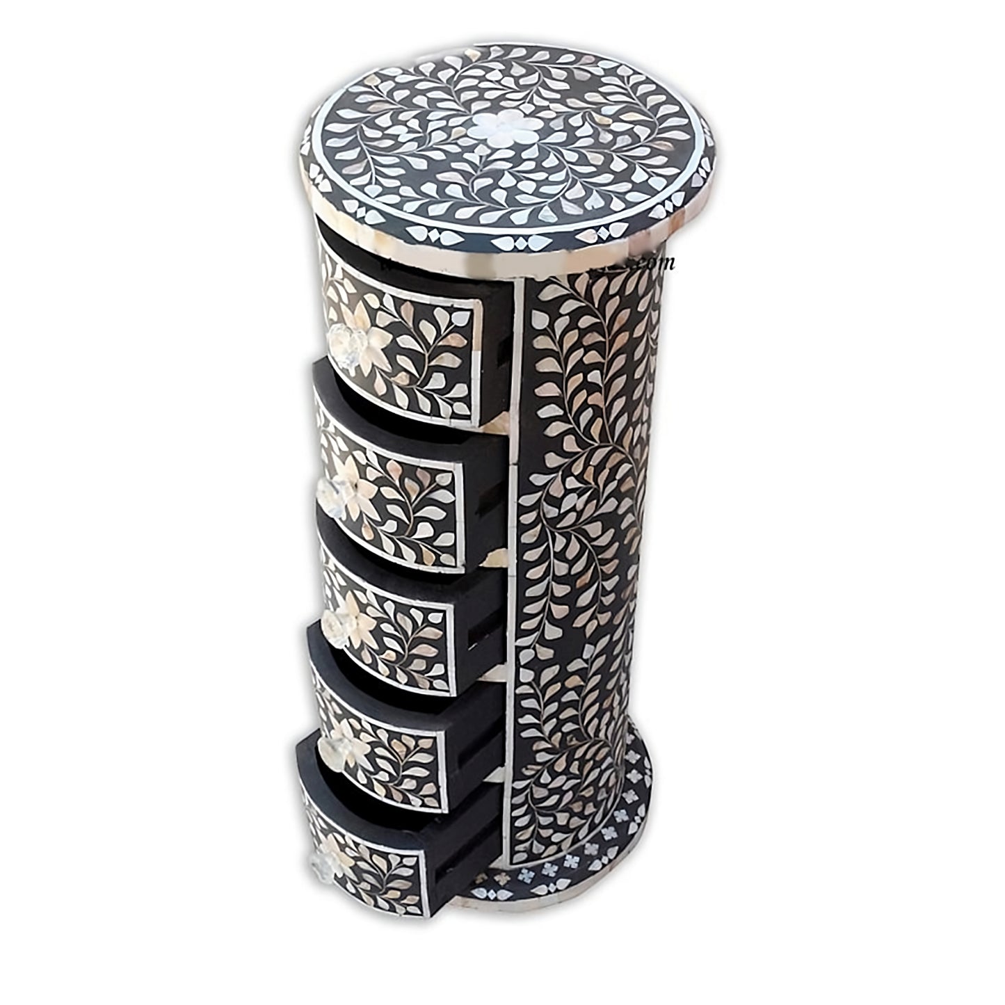 تصميم زهور دائري طويل مرصع بعرق اللؤلؤ