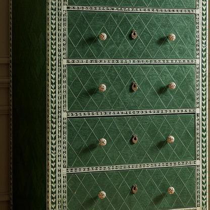 Center detail (auto-generated)