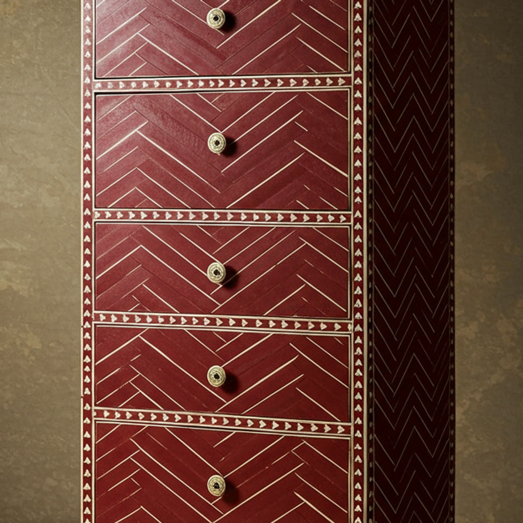 Center detail (auto-generated)