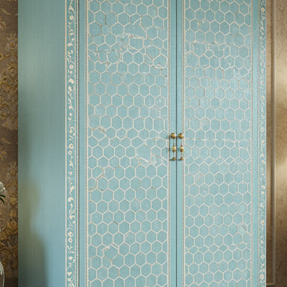 Center detail (auto-generated)