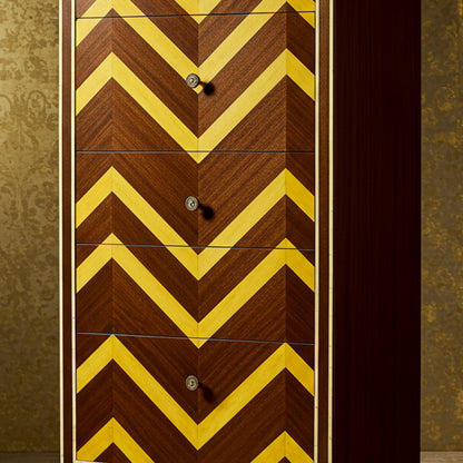 Center detail (auto-generated)